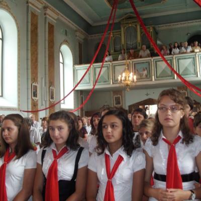 28 august: Gura Humorului: Administrarea sacramentului Mirului