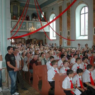 28 august: Gura Humorului: Administrarea sacramentului Mirului