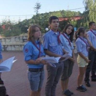29 august - 5 septembrie: Campus scout "Urcând pe Trotuş", pentru lideri