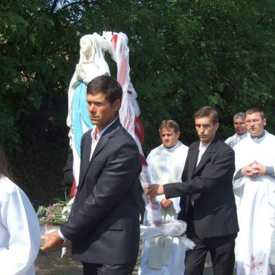 4 septembrie: Sprânceana: Sărbătoarea hramului