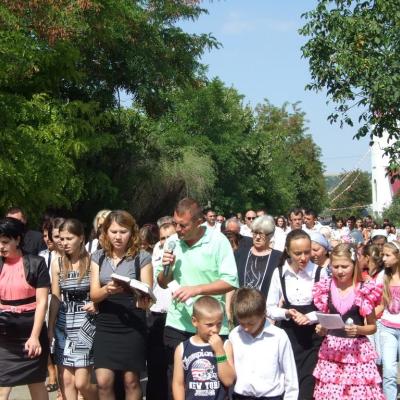 4 septembrie: Sprânceana: Sărbătoarea hramului