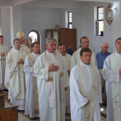 4 septembrie: Sprânceana: Sărbătoarea hramului