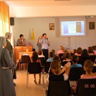 5-11 septembrie: Huşi ("Sfântul Anton"): Campus pentru copii