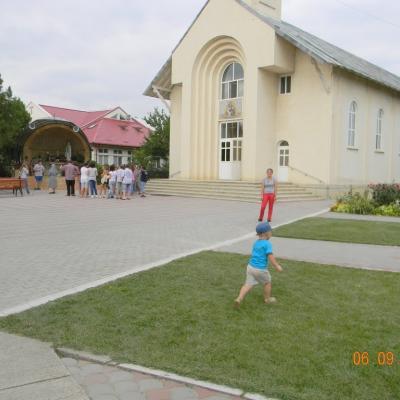 5-11 septembrie: Huşi ("Sfântul Anton"): Campus pentru copii