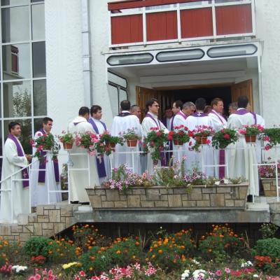 7 septembrie: Adjudeni: Funeraliile părintelui Mihai Gal