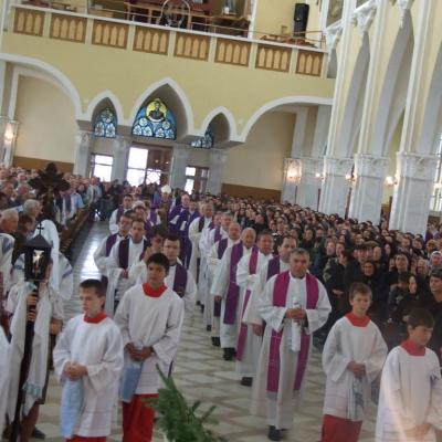 7 septembrie: Adjudeni: Funeraliile părintelui Mihai Gal