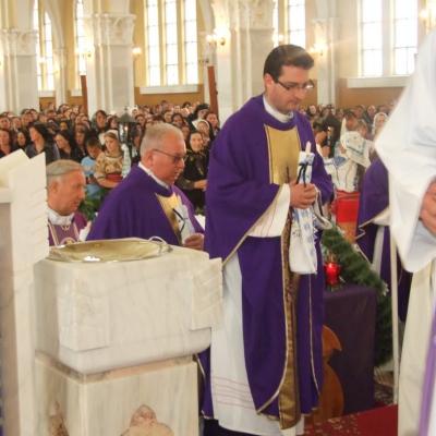 7 septembrie: Adjudeni: Funeraliile părintelui Mihai Gal
