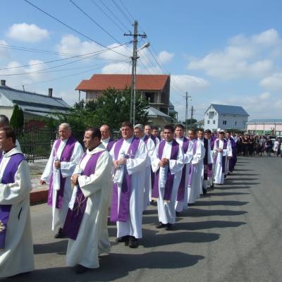 7 septembrie: Adjudeni: Funeraliile părintelui Mihai Gal