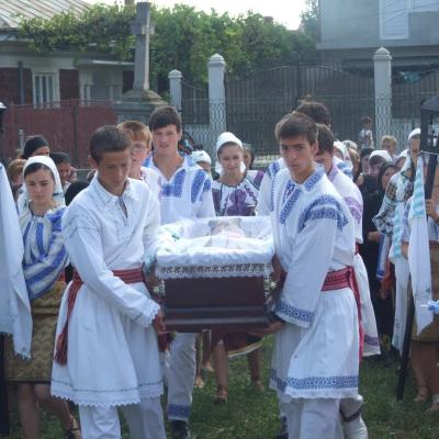 7 septembrie: Adjudeni: Funeraliile părintelui Mihai Gal