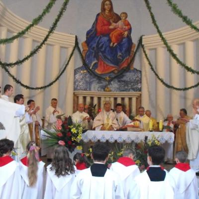 11 septembrie: Rădăuţi: Sărbătoarea hramului bisericii parohiale