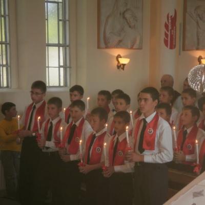 17 septembrie: Buhonca: Administrarea sacramentului Mirului