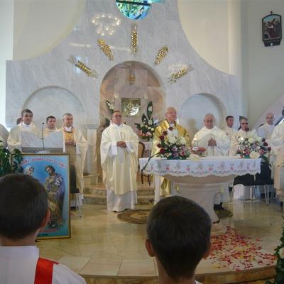 2 octombrie: Iaşi: Admirând-o pe sfânta Tereza a Pruncului Isus