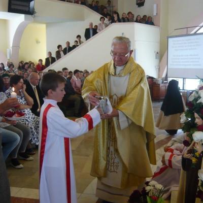 2 octombrie: Iaşi: Admirând-o pe sfânta Tereza a Pruncului Isus