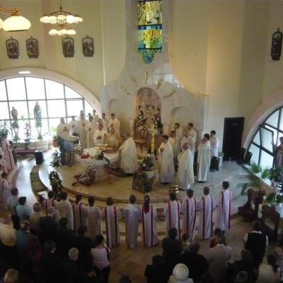 2 octombrie: Iaşi: Admirând-o pe sfânta Tereza a Pruncului Isus