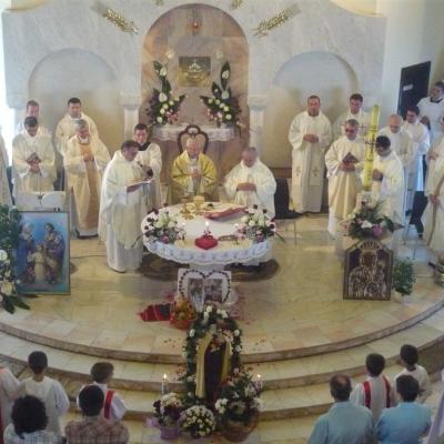 2 octombrie: Iaşi: Admirând-o pe sfânta Tereza a Pruncului Isus