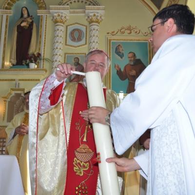 2 octombrie: Schineni: Consacrarea altarului şi sfintirea bisericii "Sfânta Tereza a Pruncului Isus"