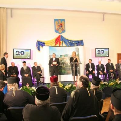 14 octombrie: Iaşi: Centrul Diecezan Caritas Iaşi premiat la "Seara Valorilor"