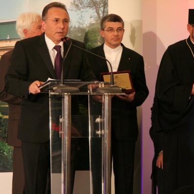 14 octombrie: Iaşi: Centrul Diecezan Caritas Iaşi premiat la "Seara Valorilor"