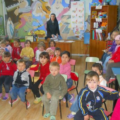 28-29 octombrie: Buruieneşti: Întâlniri ale educatoarelor, directoarelor şi responsabilelor din grădiniţele confesionale din dieceză