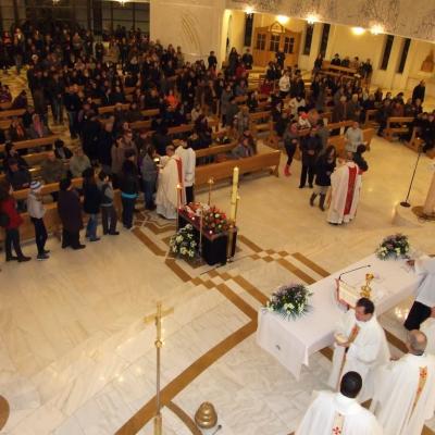 1 noiembrie: Iaşi: Liturghie cu requiem solemn pentru sufletele episcopilor şi preoţilor decedaţi