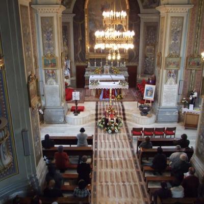 2 noiembrie: Iaşi: Liturghie cu requiem in catedrala "Adormirea Maicii Domnului" şi rugăciuni pentru răposaţi la cimitirul "Eternitatea" din Iaşi