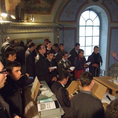 2 noiembrie: Iaşi: Liturghie cu requiem in catedrala "Adormirea Maicii Domnului" şi rugăciuni pentru răposaţi la cimitirul "Eternitatea" din Iaşi