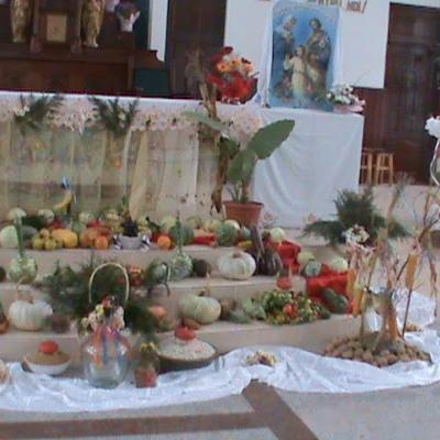6 noiembrie: Valea Mică: Ziua Recoltei şi a Recunoştinţei