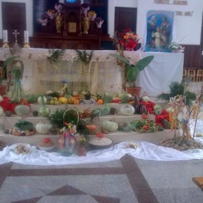 6 noiembrie: Valea Mică: Ziua Recoltei şi a Recunoştinţei