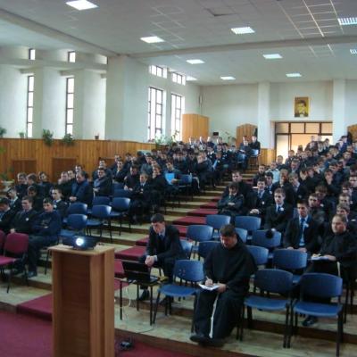 8 noiembrie: Roman (ITRCF): Sesiunea ştiinţifică "Bonaventura şi Scotus. Reflecţii filozofice"