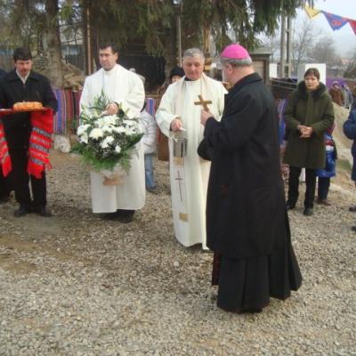20 noiembrie: Bogdăneşti: Sfinţirea pietrei de temelie a noii biserici