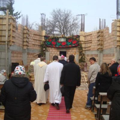 20 noiembrie: Bogdăneşti: Sfinţirea pietrei de temelie a noii biserici