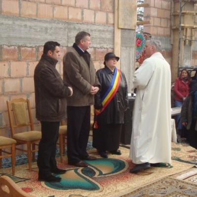 20 noiembrie: Bogdăneşti: Sfinţirea pietrei de temelie a noii biserici