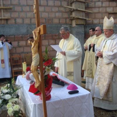 20 noiembrie: Bogdăneşti: Sfinţirea pietrei de temelie a noii biserici