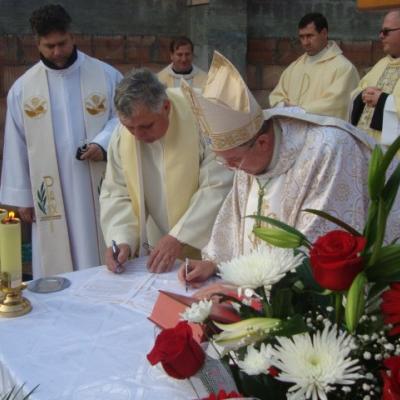 20 noiembrie: Bogdăneşti: Sfinţirea pietrei de temelie a noii biserici