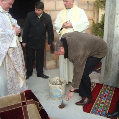 20 noiembrie: Bogdăneşti: Sfinţirea pietrei de temelie a noii biserici