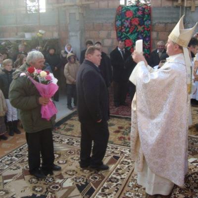 20 noiembrie: Bogdăneşti: Sfinţirea pietrei de temelie a noii biserici