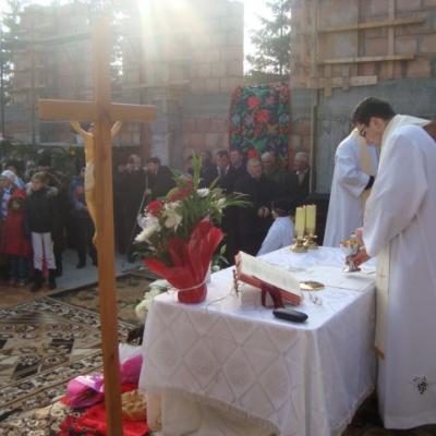 20 noiembrie: Bogdăneşti: Sfinţirea pietrei de temelie a noii biserici