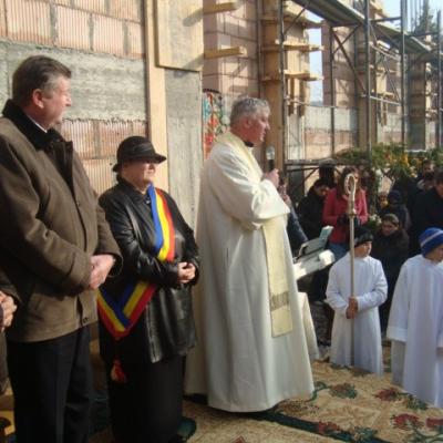 20 noiembrie: Bogdăneşti: Sfinţirea pietrei de temelie a noii biserici