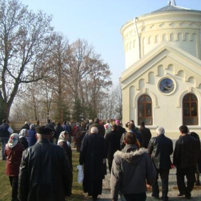 20 noiembrie: Bogdăneşti: Sfinţirea pietrei de temelie a noii biserici