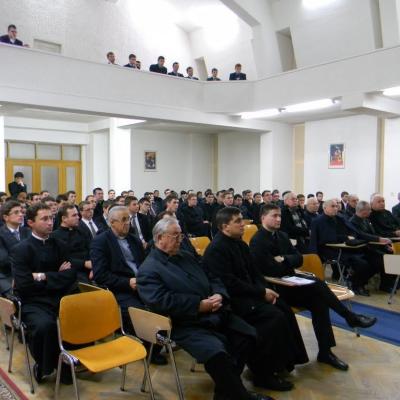26 noiembrie: Iaşi: La 55 de ani de la redeschiderea secţiei române a Institutului Teologic Romano-Catolic