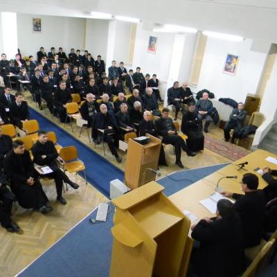 26 noiembrie: Iaşi: La 55 de ani de la redeschiderea secţiei române a Institutului Teologic Romano-Catolic