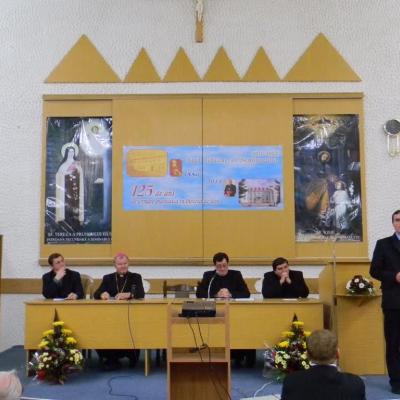 26 noiembrie: Iaşi: La 55 de ani de la redeschiderea secţiei române a Institutului Teologic Romano-Catolic