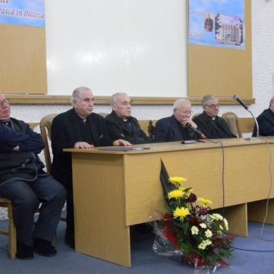 26 noiembrie: Iaşi: La 55 de ani de la redeschiderea secţiei române a Institutului Teologic Romano-Catolic
