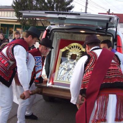 27-30 noiembrie: Faraoani: Misiuni populare şi "Peregrinatio Mariae"