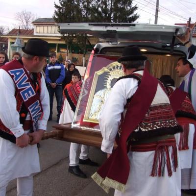 27-30 noiembrie: Faraoani: Misiuni populare şi "Peregrinatio Mariae"