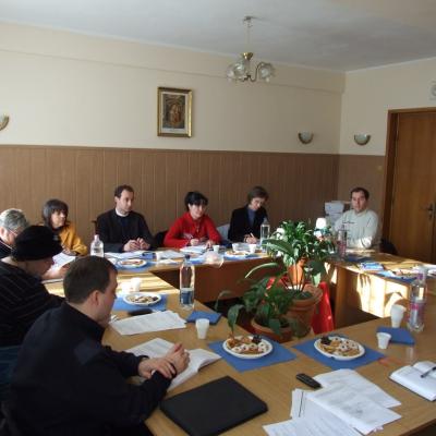 3 decembrie: Iaşi: Sesiunea Oficiului pentru Pastoraţia Şcolară şi Predarea Religiei în Şcoli