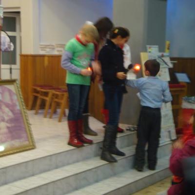 4 decembrie: Baraţi: Depunerea adeziunii în AC