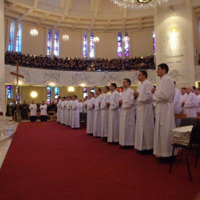 8 decembrie: Iaşi: Au fost sfinţiţi 14 diaconi
