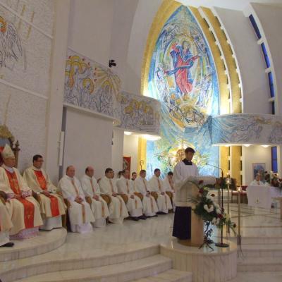 8 decembrie: Iaşi: Au fost sfinţiţi 14 diaconi