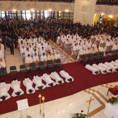 8 decembrie: Iaşi: Au fost sfinţiţi 14 diaconi